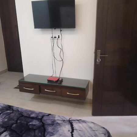 Hotel Uday Raj By Wb Inn Agra  Esterno foto